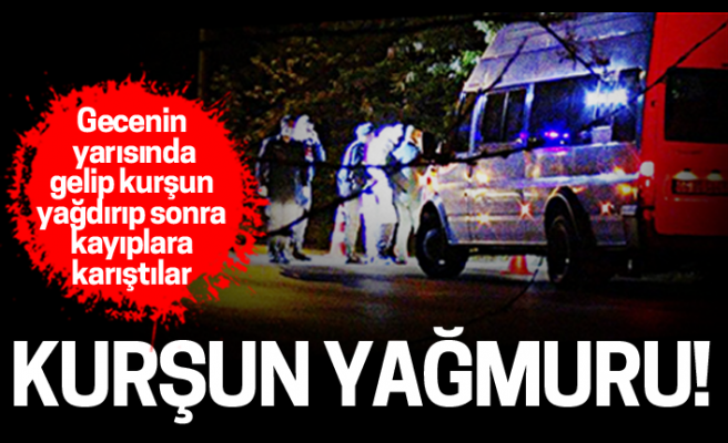 Kahramanmaraş’ın Orman Dairesi bölgesinde, gece saatlerinde meydana gelen silahlı saldırıda 4 kişi yaralandı.