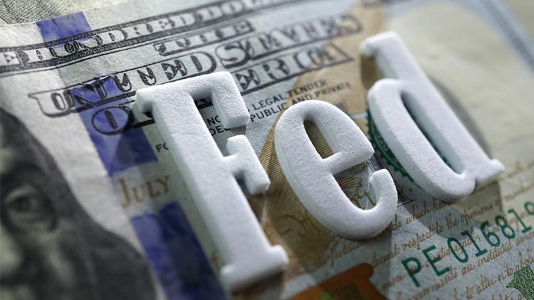 ABD Merkez Bankası Fed faizi yüzde 4.5 seviyesinde sabit bıraktı.