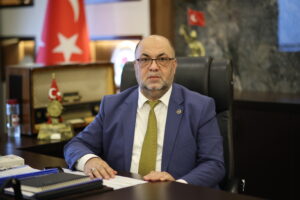 DULKADİROĞLU’NDA YOL SEFERBERLİĞİ SÜRÜYOR  BAŞKAN AKPINAR: “HEDEFİMİZ HER MAHALLEMİZE KONFORLU ULAŞIM SAĞLAMAK