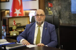 BAŞKAN AKPINAR: “12 ŞUBAT RUHU, ASRIN FELAKETİNDE YENİDEN DİRİLDİ.