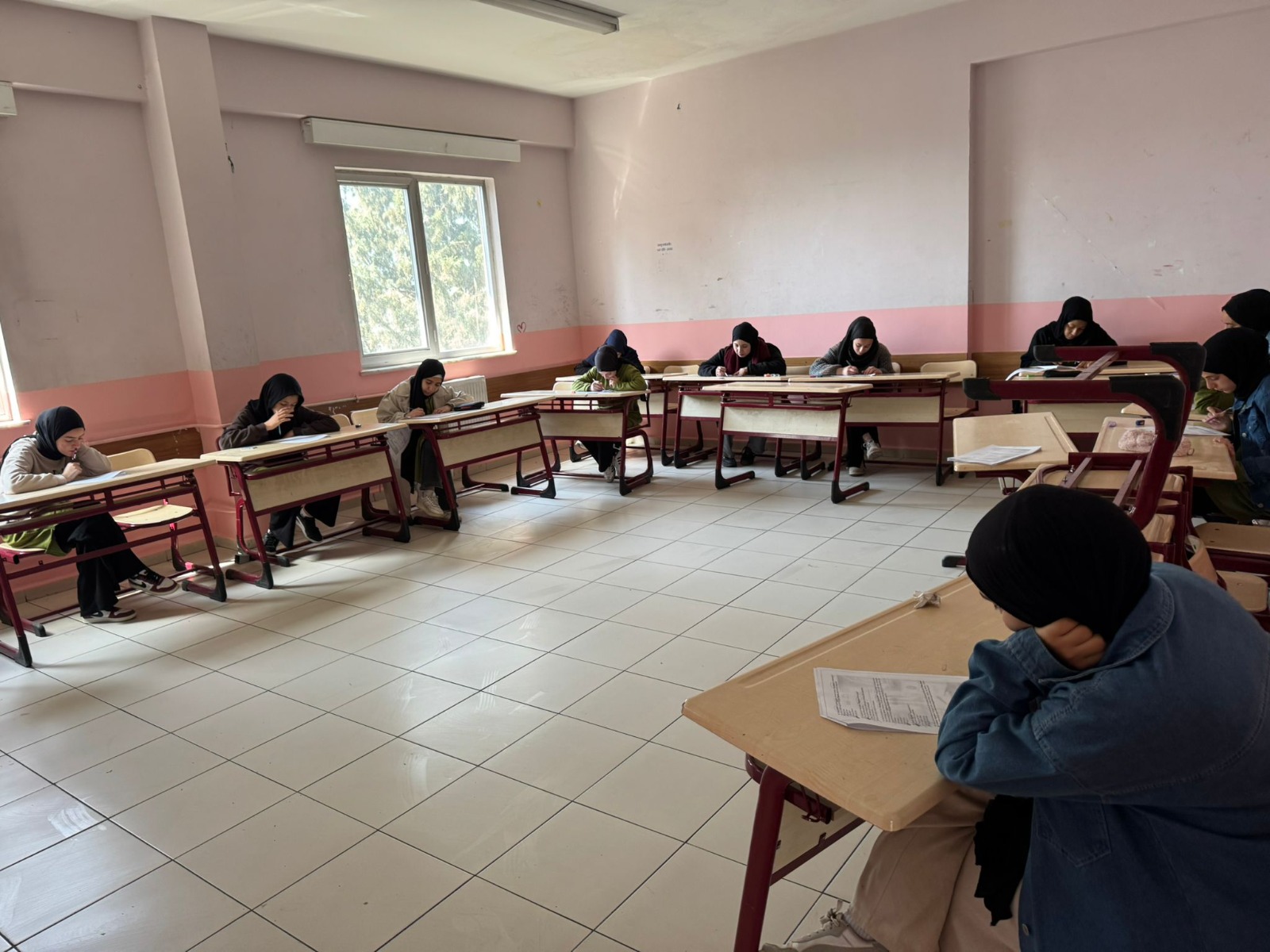 EŞİK PROJESİ’NDE OKUDUĞUNU ANLAMA YARIŞMASININ OKUL FİNALLERİ TAMAMLANDI